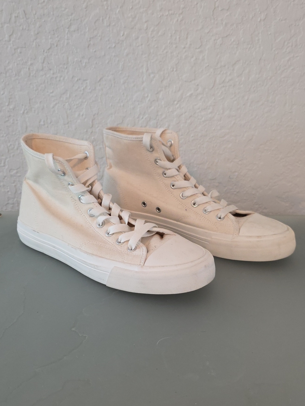 H&M Cream High-Top Canvas Sneakers US Size 10.5 / Euro 41